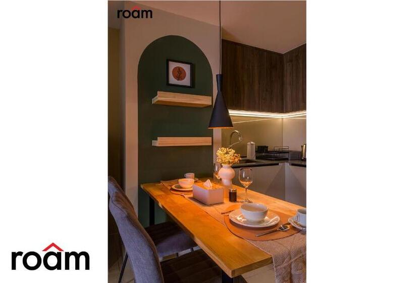 Президентский Люкс, Datum Jelatek Sky Residence Roam