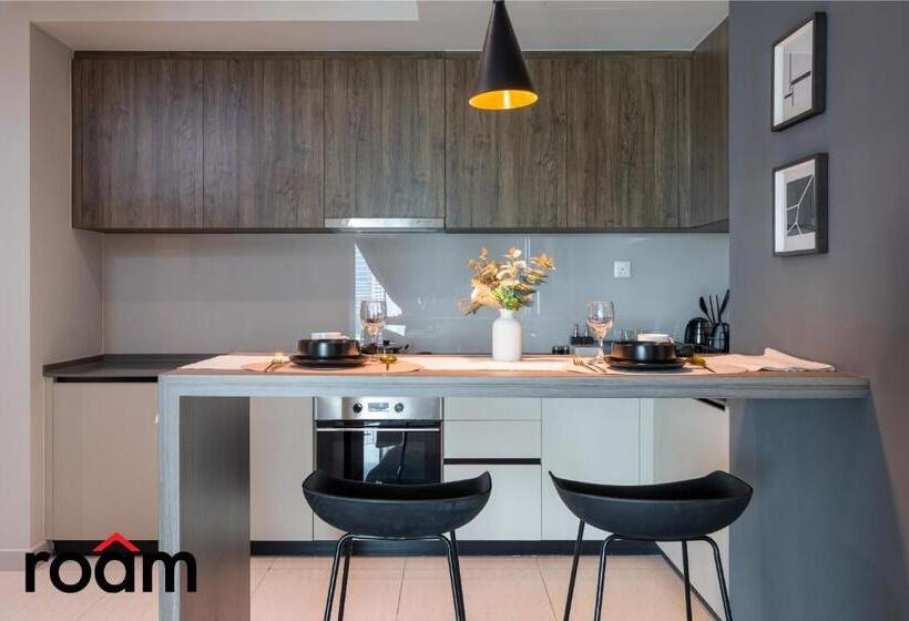 جناح ديلوكس, Datum Jelatek Sky Residence Roam