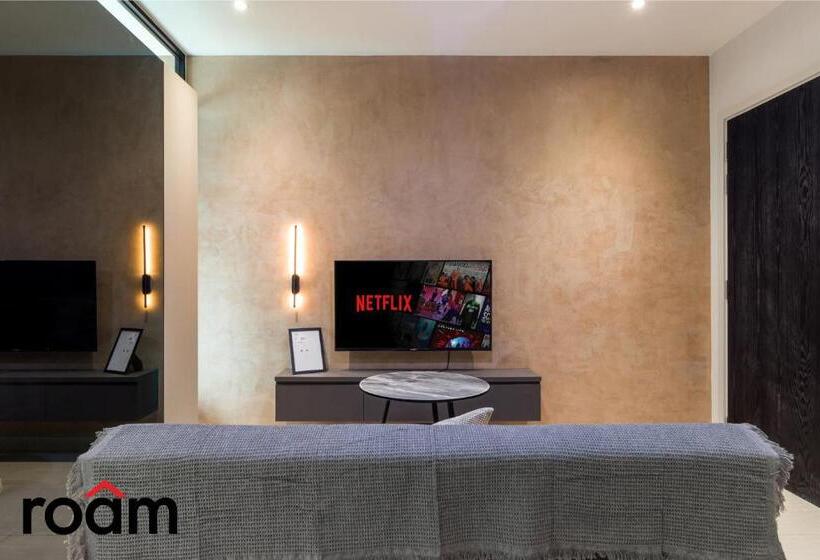 جناح ديلوكس, Datum Jelatek Sky Residence Roam