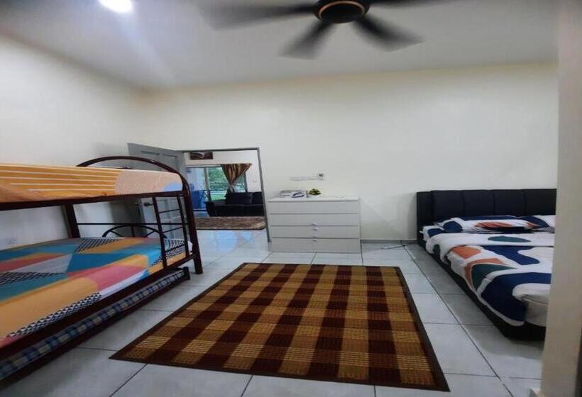 家庭间, Hostel Klia