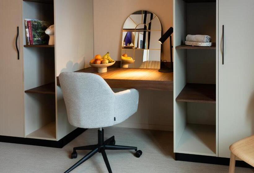 Студия Deluxe, Ariv Apartments Zug