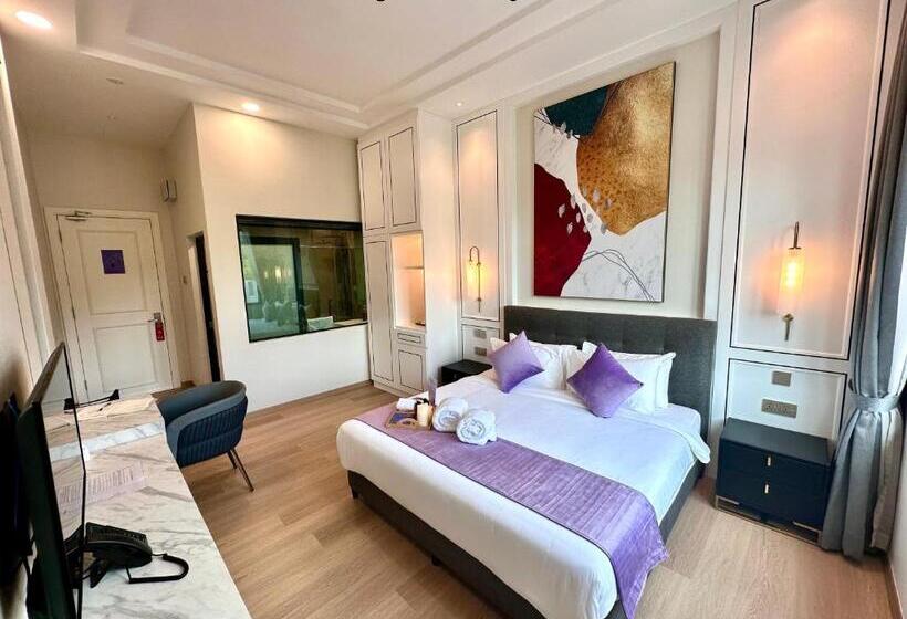 غرفة قياسية, Cameron Lavender Mansion By Play