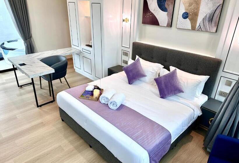 جناح إدارى, Cameron Lavender Mansion By Play