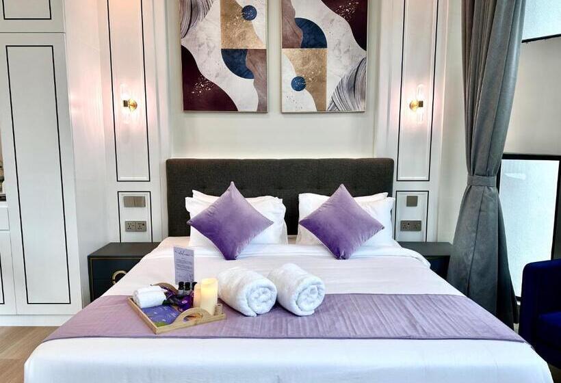 جناح إدارى, Cameron Lavender Mansion By Play