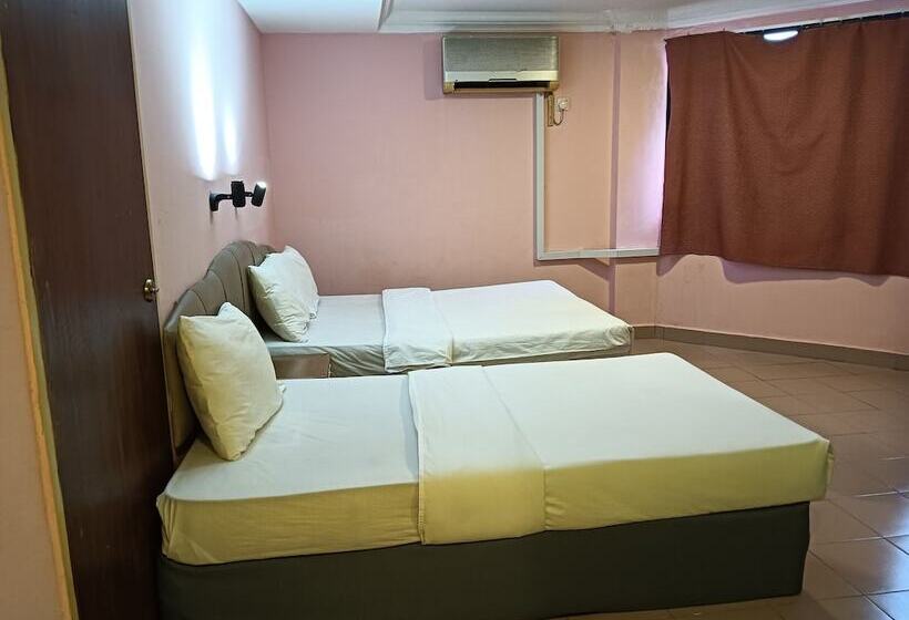 Трехместный Номер Deluxe, Oyo 90860 Wawasan Inn