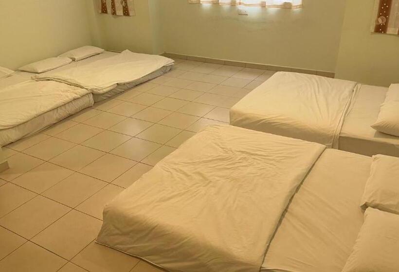 Family Room, The Glorious Straits