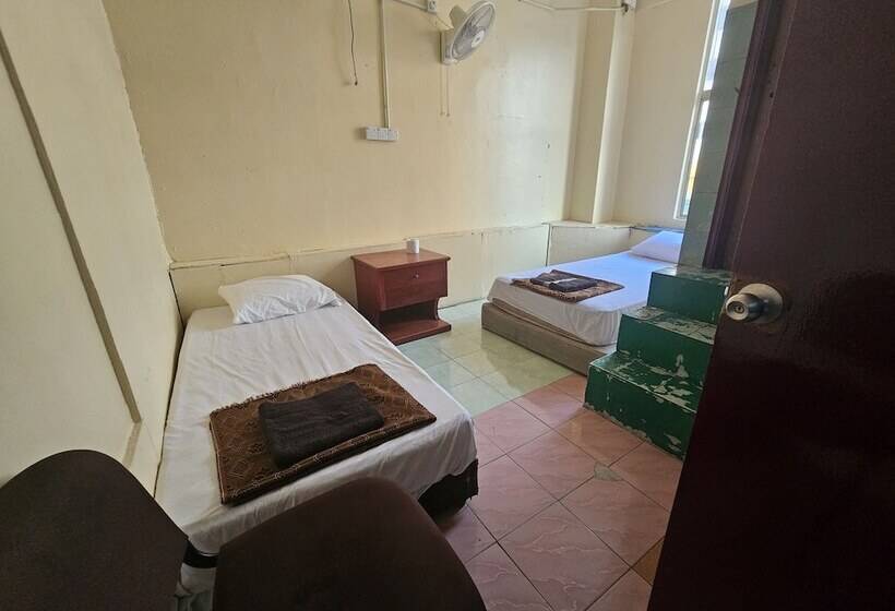 Номер Стандарт, Oyo 90867 Hotel Bintang Inns