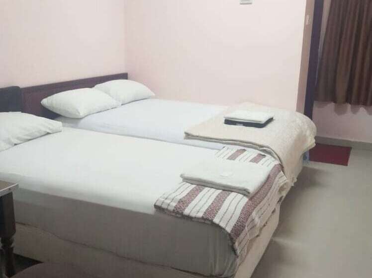 غرفة قياسية ثلاثية, Oyo 90867 Hotel Bintang Inns