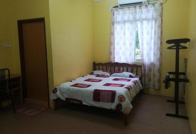 Семейный Номер, Ilhamvilla Guest House Binjai Kubang Kerian
