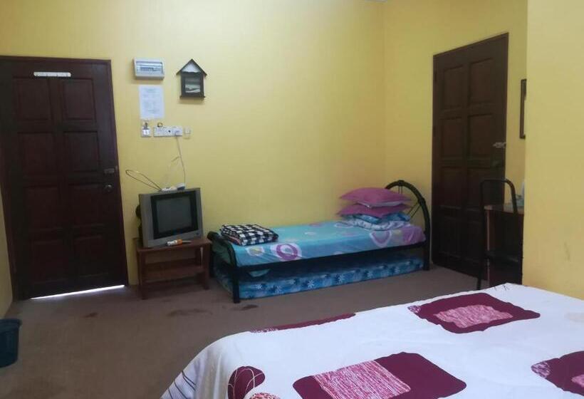 חדר משפחתי, Ilhamvilla Guest House Binjai Kubang Kerian