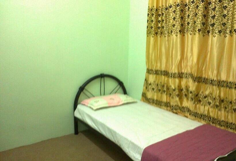 חדר משפחתי, Ilhamvilla Guest House Binjai Kubang Kerian