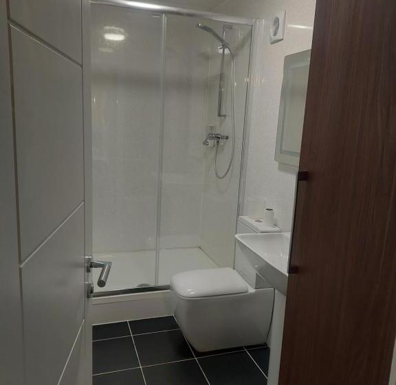 标准间, Pinewood Guest House