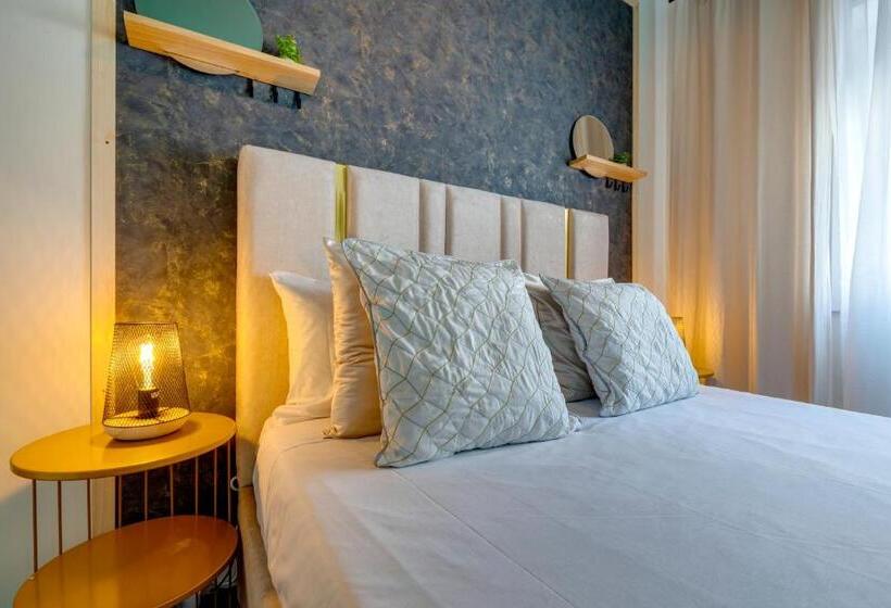 اتاق استاندارد با سرویس بهداشتی مشترک, Quiet View Rooms