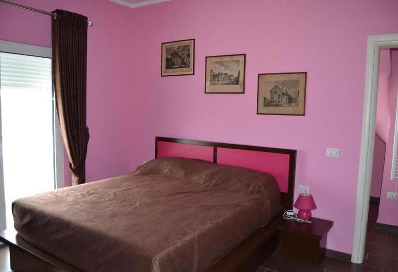 4인용 스탠다드 룸, Kodra E Godenve