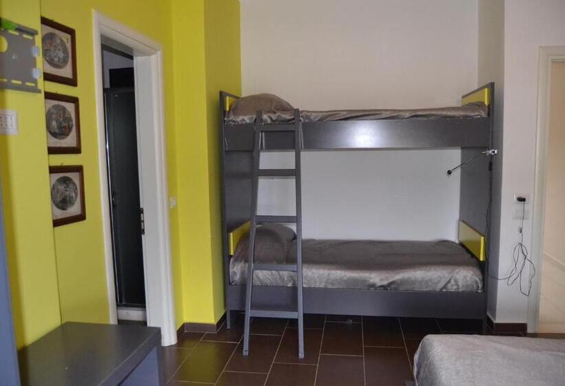 4인용 스탠다드 룸, Kodra E Godenve