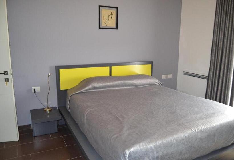 4인용 스탠다드 룸, Kodra E Godenve