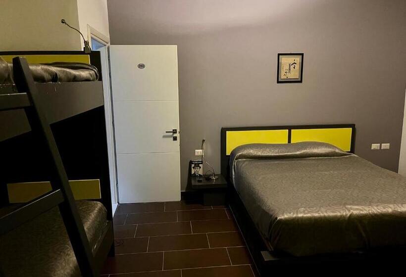 4인용 스탠다드 룸, Kodra E Godenve