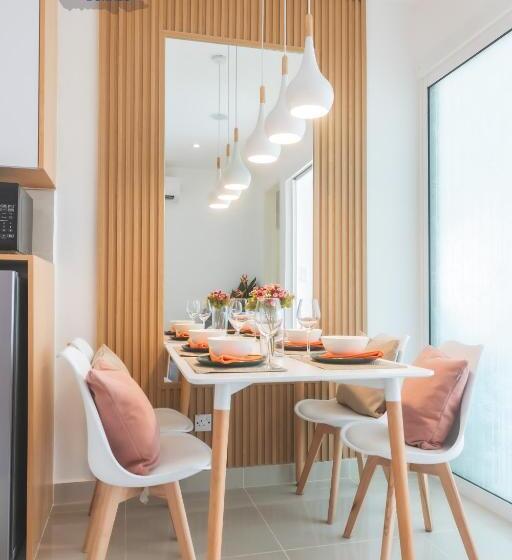 디럭스 룸 도시 전망, The Shore Kk By Perfect Host Borneo