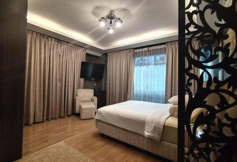 Quarto Superior, Grand Illusyin