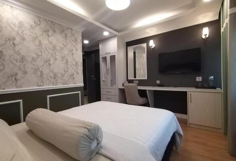 Quarto Deluxe, Grand Illusyin