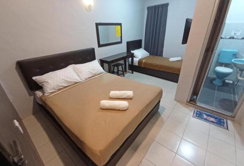 חדר משפחתי, D Layaran Kuantan Lpt Exit 833