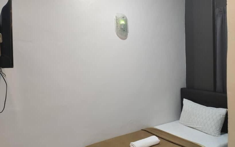 Номер Deluxe Одноместный, D Layaran Kuantan Lpt Exit 833