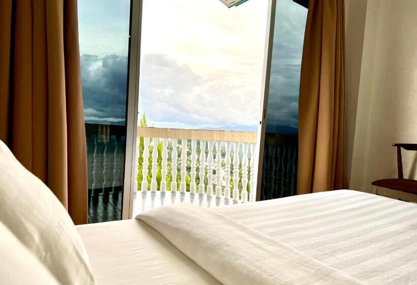 חדר דלוקס עם מרפסת, Jr Resort