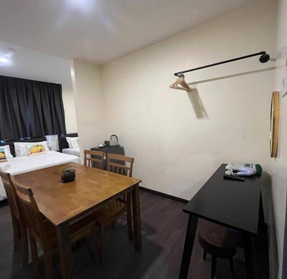 スタンダードトリプルルーム, Rnk Boutique