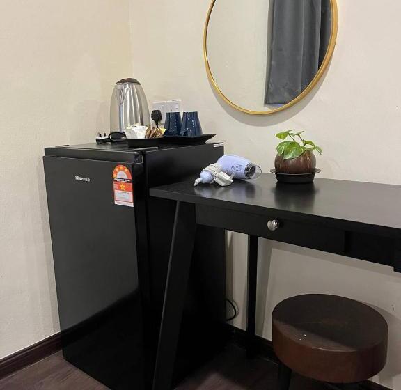 ファミリールーム, Rnk Boutique