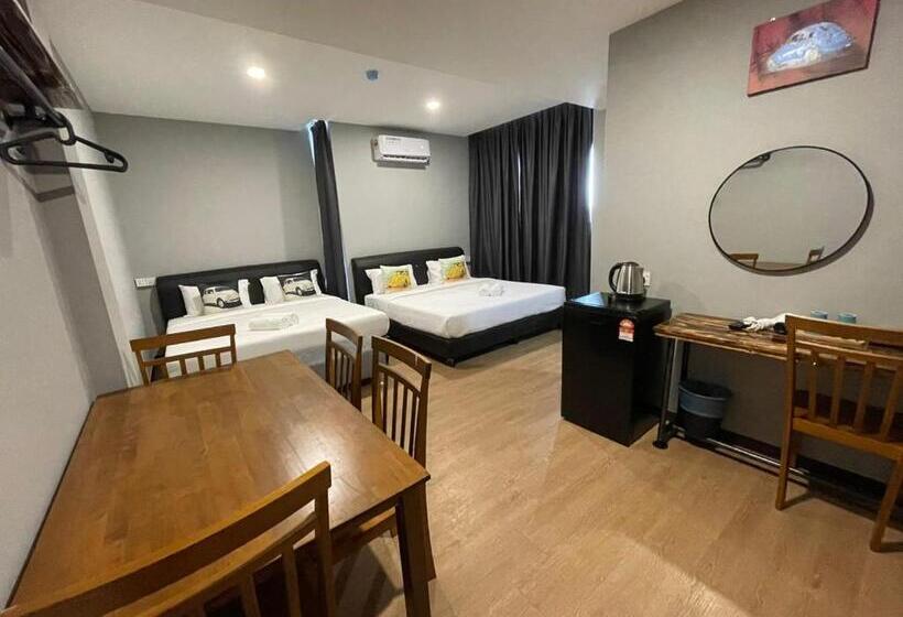 デラックスファミリールーム, Rnk Boutique