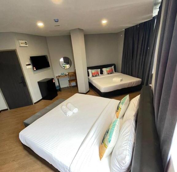 ファミリールーム, Rnk Boutique