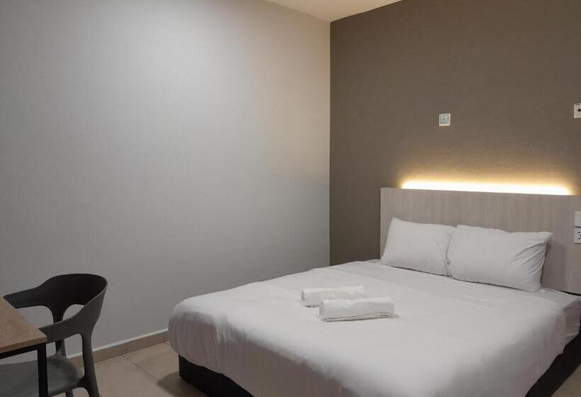Quarto Deluxe, The Great