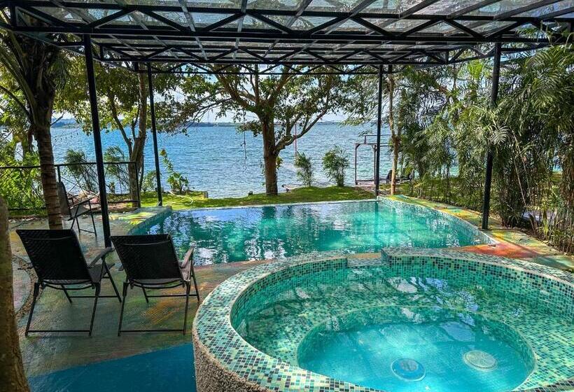 اتاق استاندارد با چشم‌انداز دریاچه, Las Luciernagas Hotel Boutique