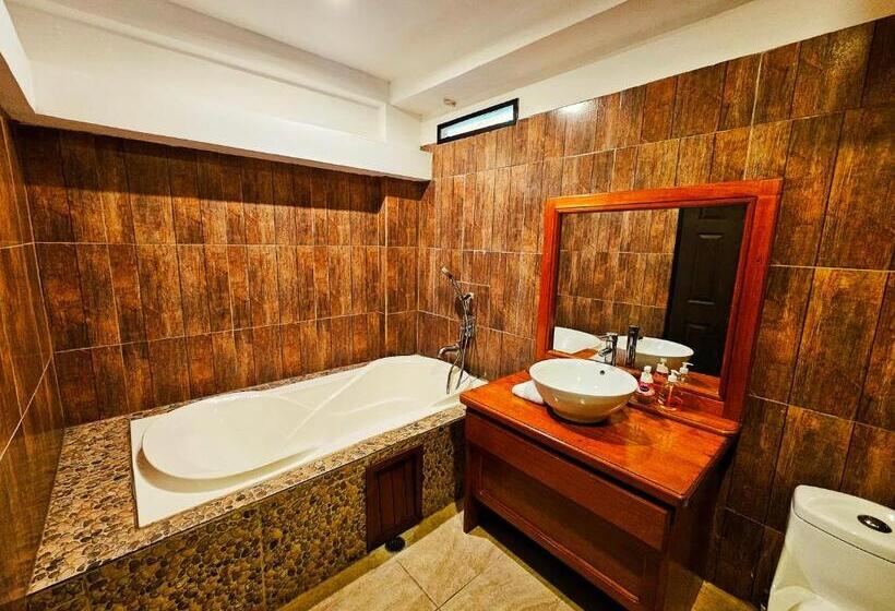 اتاق خانوادگی, Las Luciernagas Hotel Boutique