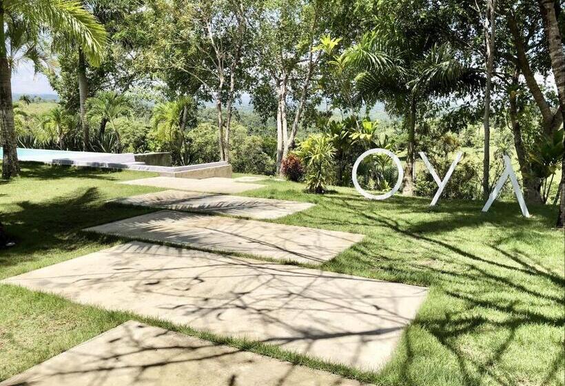 מיטת קינג בסוויטה, Oya   Wellness Eco Resort & Retreat