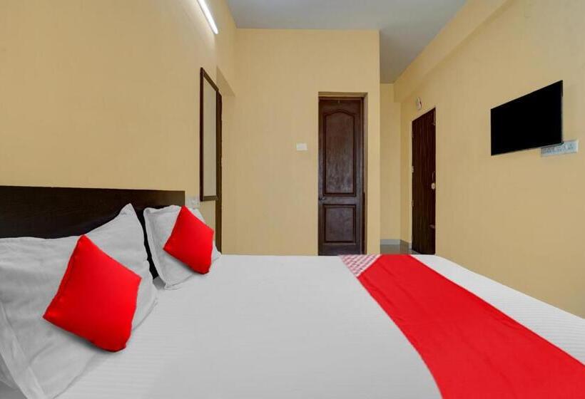 Трехместный Номер Классика, Oyo Flagship Hotel Aangal Residency