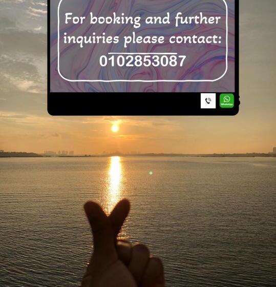 Standard room with outdoor bath, Medium Sized Bedroom, Girls Only In Country Garden Danga Bay, 2pax, Free Wifi, Parking