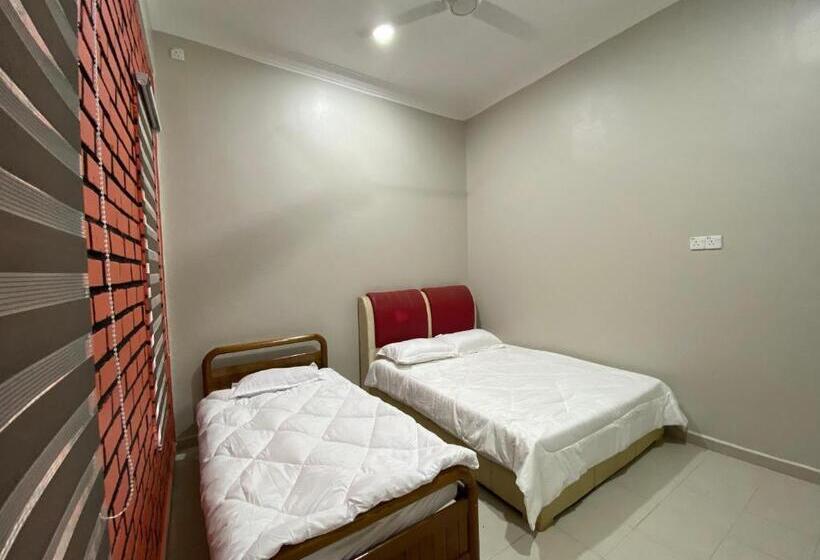 חדר סטנדרט לשלושה, Sasuka Guesthouse