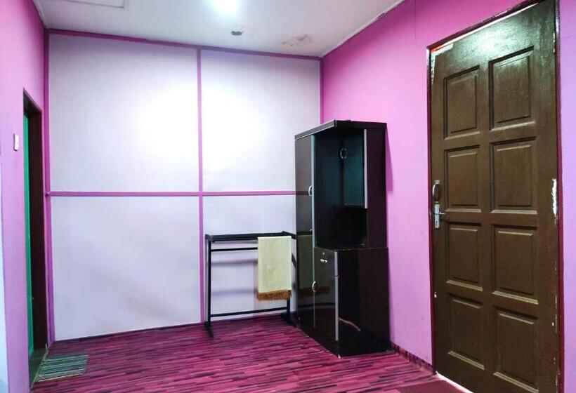 غرفة كومفورت ثلاثية, Lata Bayu Chalet   Waterfall & River With Kids Pool