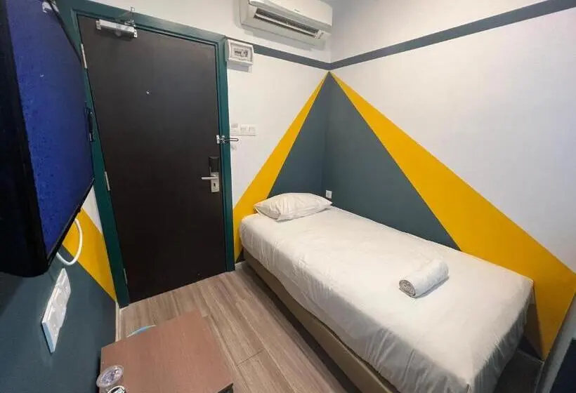 Standard Yhden Hengen Huone, Smile Hotel Subang Airport