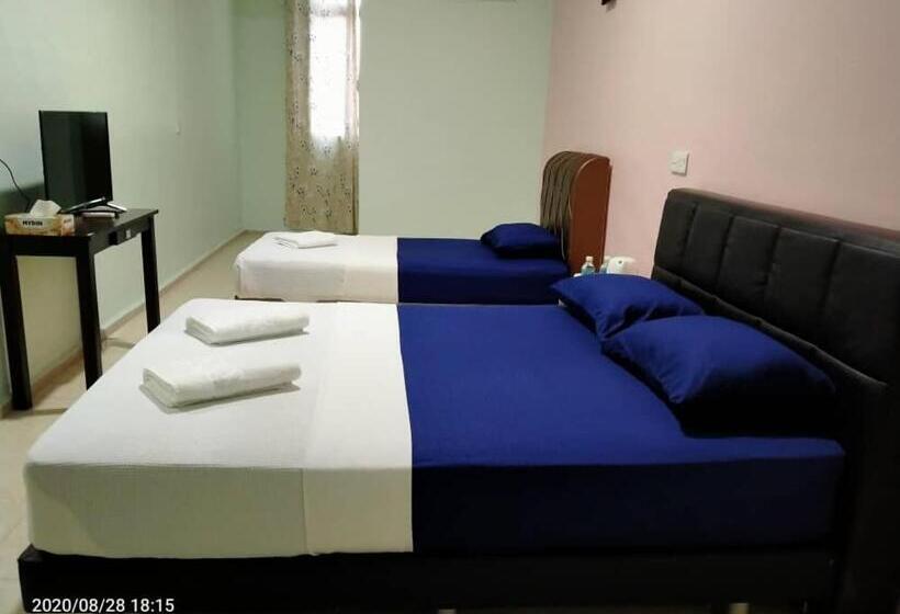 Трехместный Номер Deluxe, Tamim Suite Group Hotel Dungun