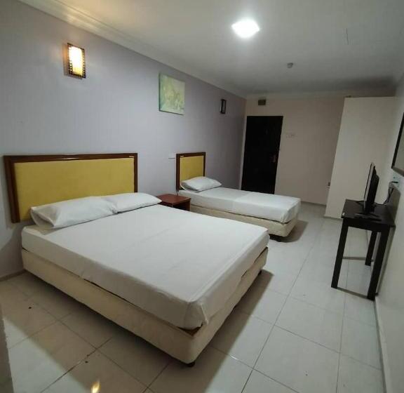 غرفة ديلوكس ثلاثية, Tamim Suite Group Hotel Dungun