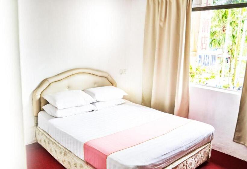 اتاق لوکس, Plaza Inn