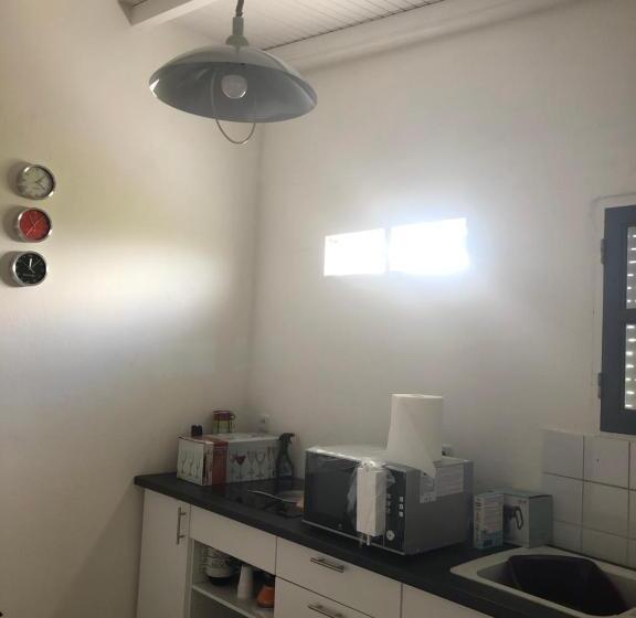 سوئیت با تخت بزرگ, Chambres D Hôte Belcourt 1