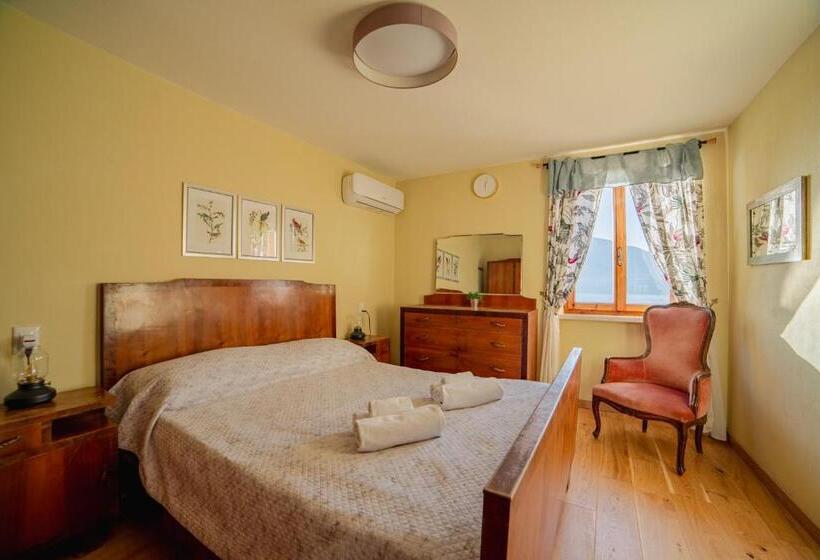 غرفة قياسية مطلّة علي البحيرة, Garda Doma