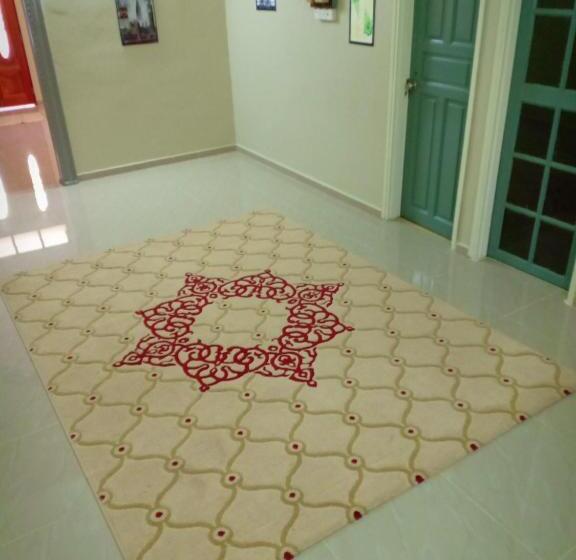 منزل 3 غرف نوم, Homestay Sejati