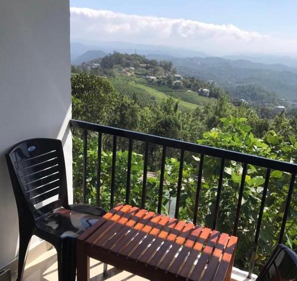 발코니 디럭스 룸, Munnar Estate Residency