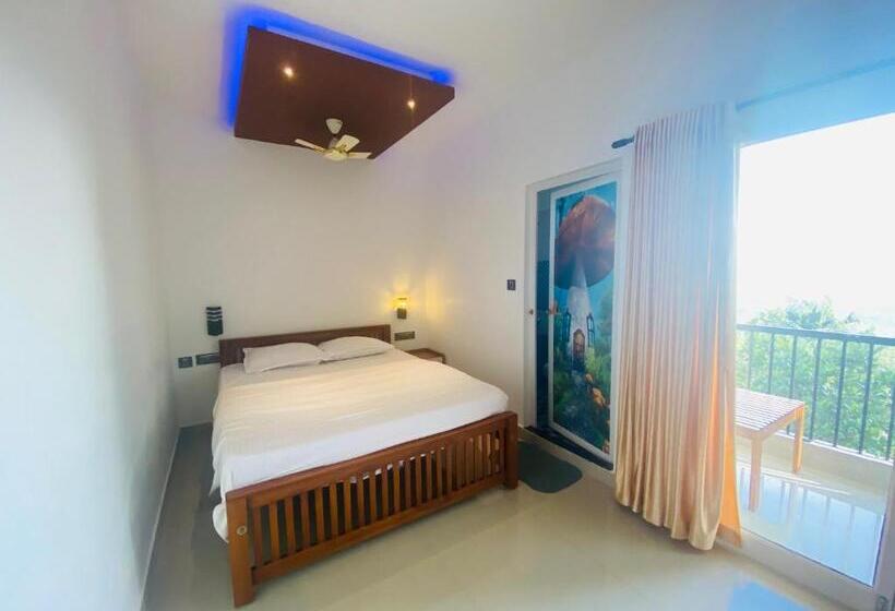 발코니 디럭스 룸, Munnar Estate Residency