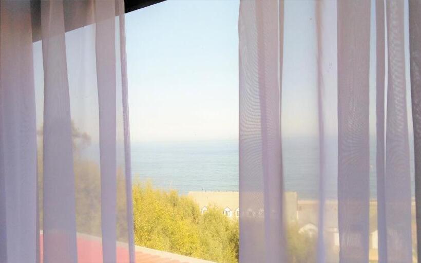 标准单人间, Hostal Marítima Coronel