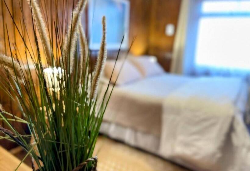 标准单人间, Hostal Marítima Coronel